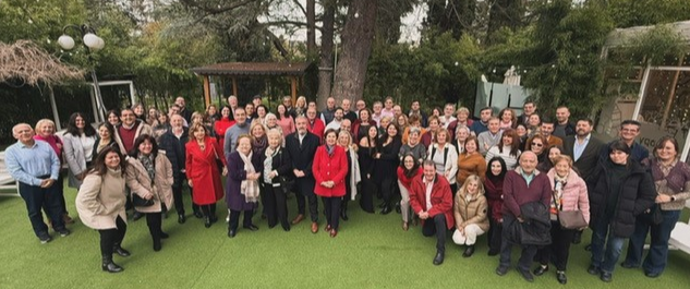 La AVT celebra en diciembre diversas comidas de navidad para fomentar la convivencia y el respiro entre sus asociados